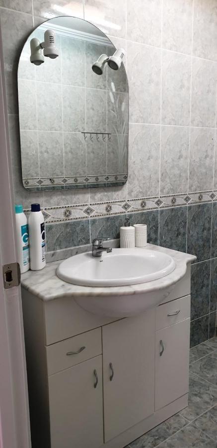 Apartment For 6 People. Valencia Luaran gambar